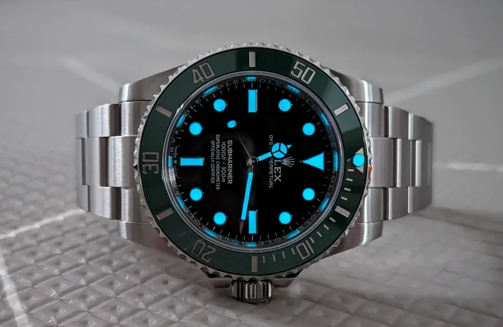 Replica Rolex Green Submariner (Third Generation Green Submariner (126610LV) - 'Starbucks')